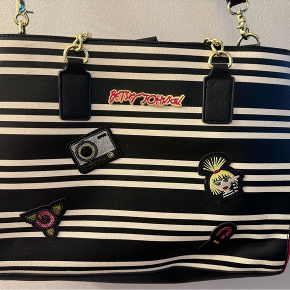 Betsey Johnson Large Purse - Picture 2 of 6